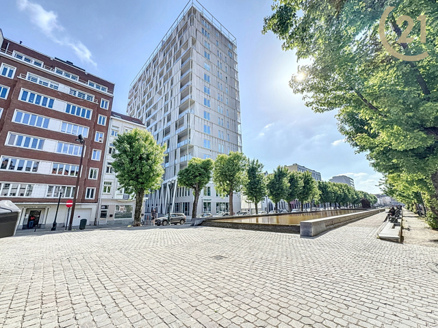 Quai au Pierre de Taille 16 – 3ème – 1000